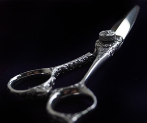 理容師ハサミ・剃刀買取強化