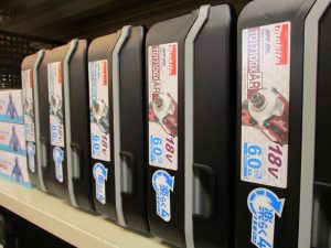 マキタ インパクトドライバ TD171DGX