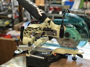 マキタスライド丸ノコ