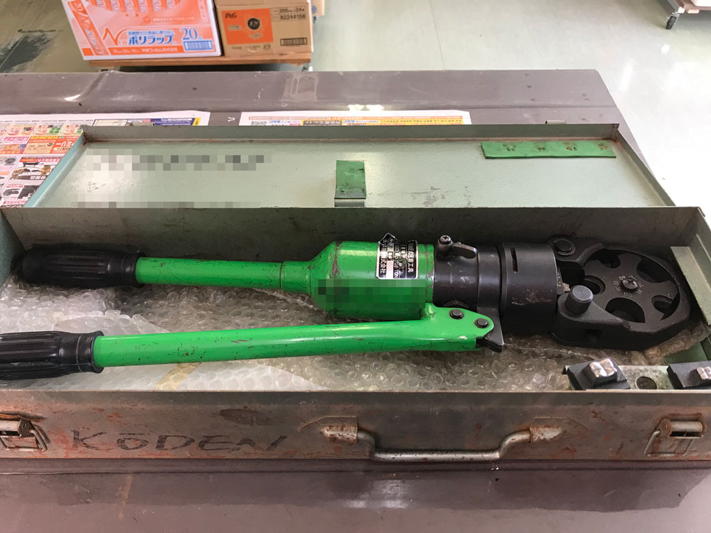 CACTUS 手動油圧式圧着工具 S-150D