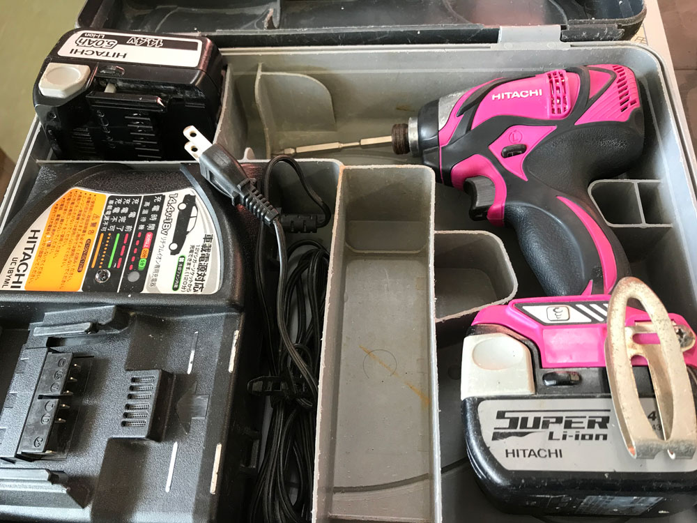 Hitachi インパクトドライバー WH14DBAL2