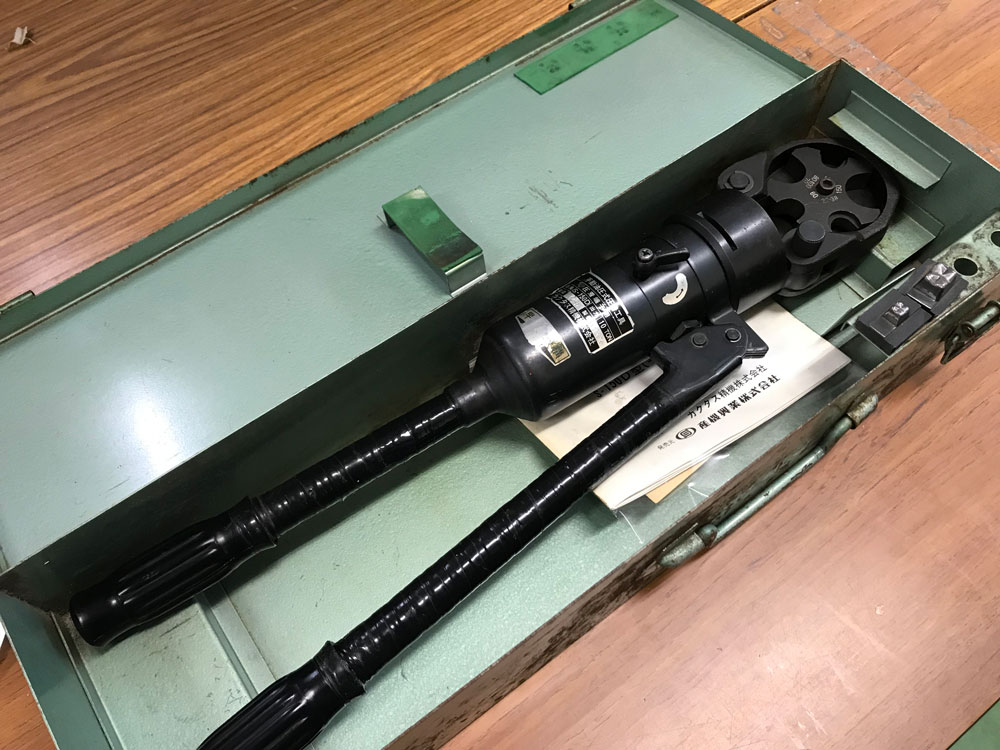 カクタス 油圧式圧着工具S-150D