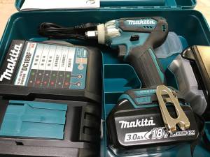 マキタ充電式インパクトレンチTW181DRFX