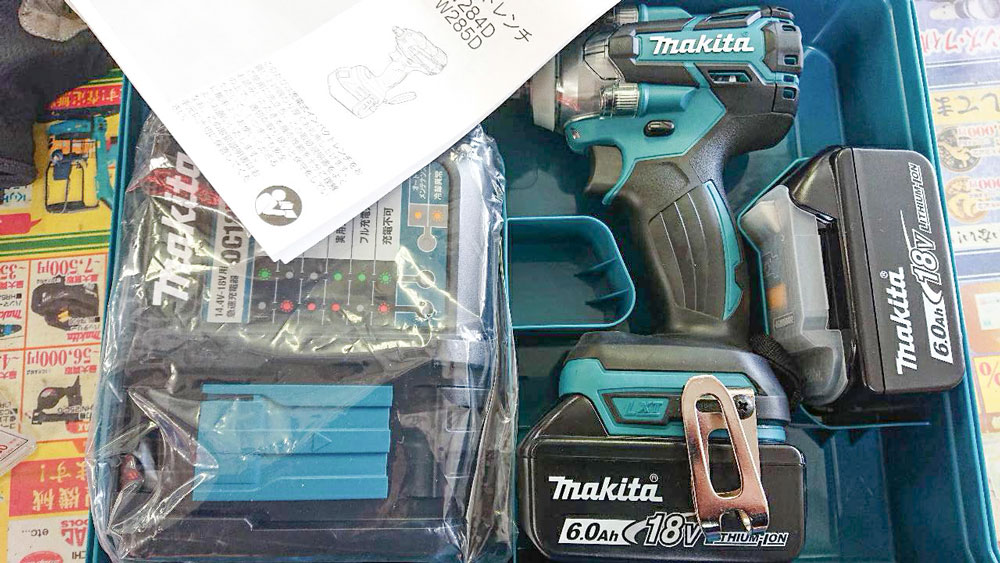 マキタ 充電式インパクトレンチ TW285D