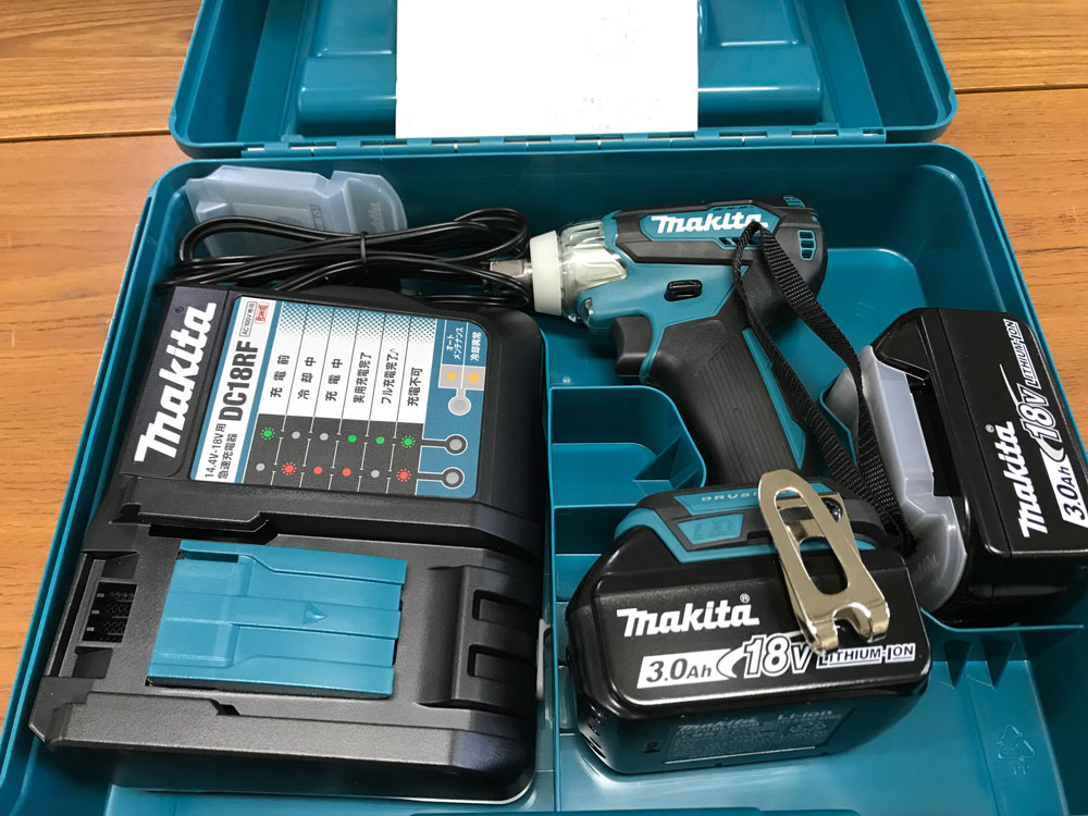 マキタ 充電式インパクトレンチ TW181DRFX