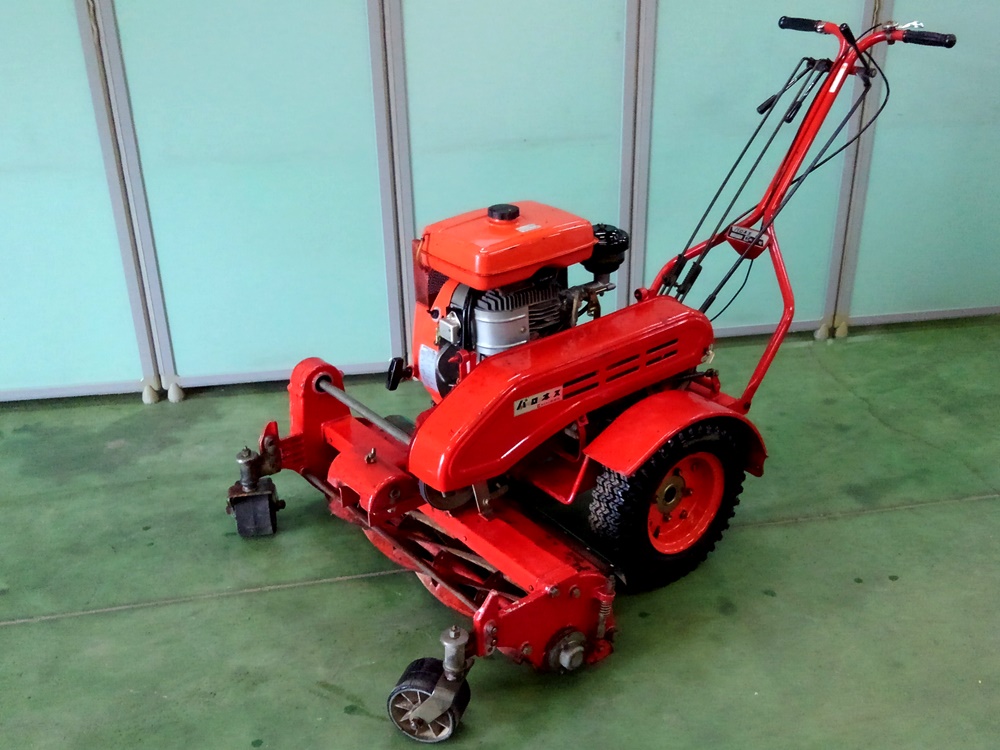 バロネス 自走式芝刈機 LM80A