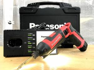 Panasonic スティックインパクトドライバー EZ7521LA1S-R