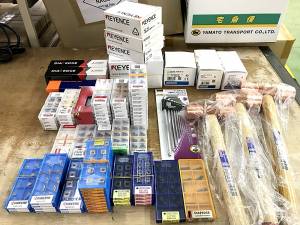 Tungaloy KYOCERA KEYENCE OMRON FA機器 切削工具