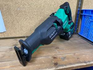 HiKOKI コードレスセーバソー CR36DA