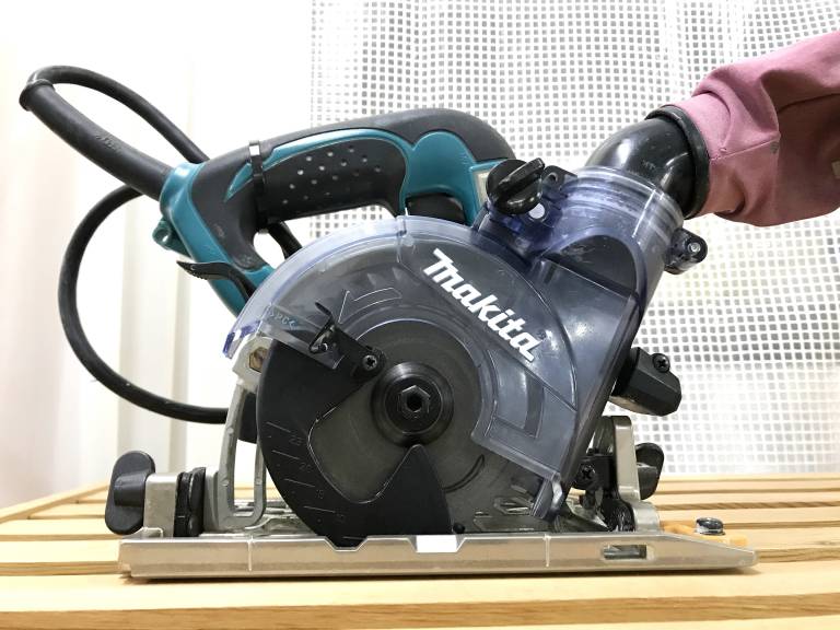 makita 100mm防じんマルノコ KS4000FX