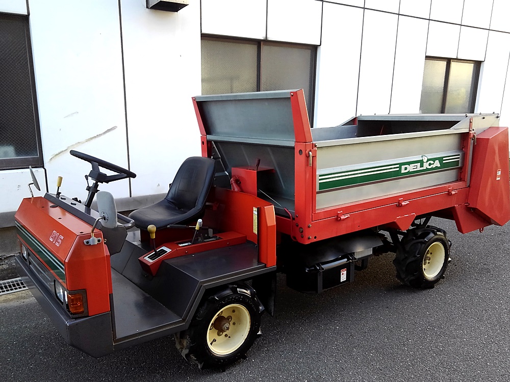 DELICA デリカ 自走マニアスプレッダ 堆肥散布機 DAM-81S