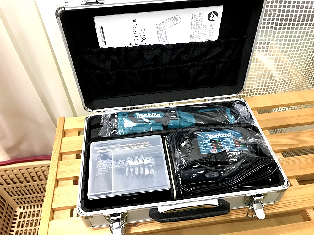 makita 充電式ペンドライバドリル DF012DSHX