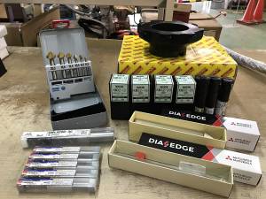 SANDVIK コロミル390用カッターなど