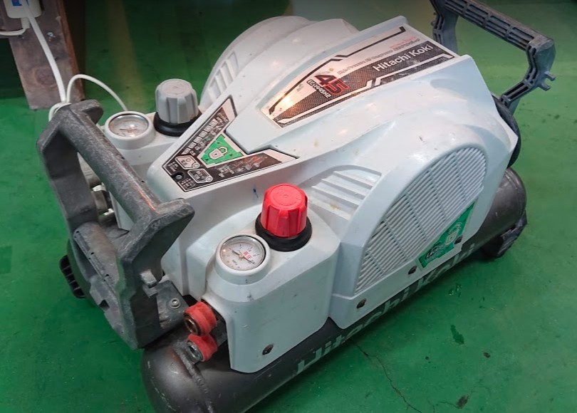 HiKOKI 日立工機 エアコンプレッサー