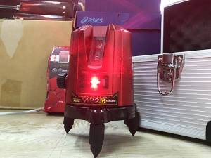 YAMASHIN 山真製鋸 レーザー墨出し器 MP2G