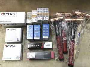 KEYENCE KYOCERA Tungaloy FA機器部品など