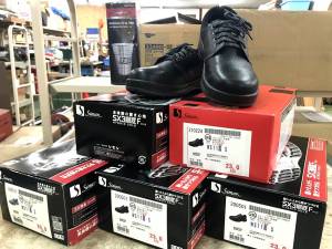 Shimon シモン 耐滑・軽量3層底 牛革安全短靴 WS11黒 23.0cm