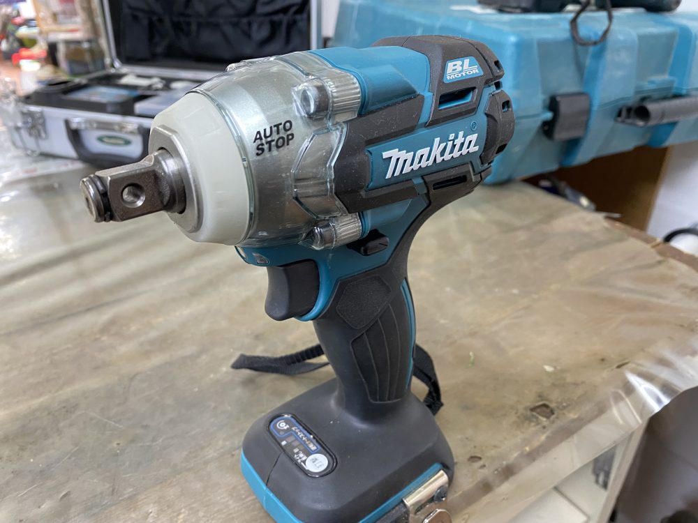 マキタ makita 充電式インパクトレンチ TW285D 中古美品を現金買取りしました!