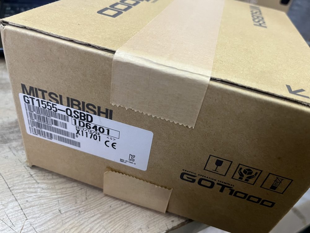 三菱電機 GT1555-QSBD GOT本体 新品未使用品を宅配買取させて頂きました!