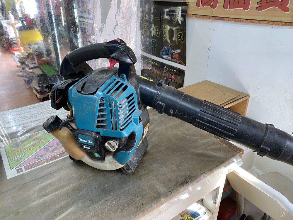 マキタ makita エンジンブロワ EUB4250 中古品を現金買取りしました!