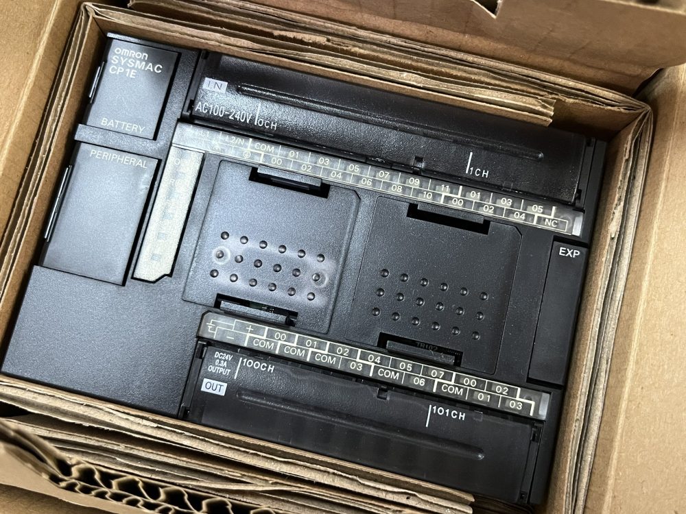 OMRON オムロン PLC CPUユニット CP1E-N30DR-A
