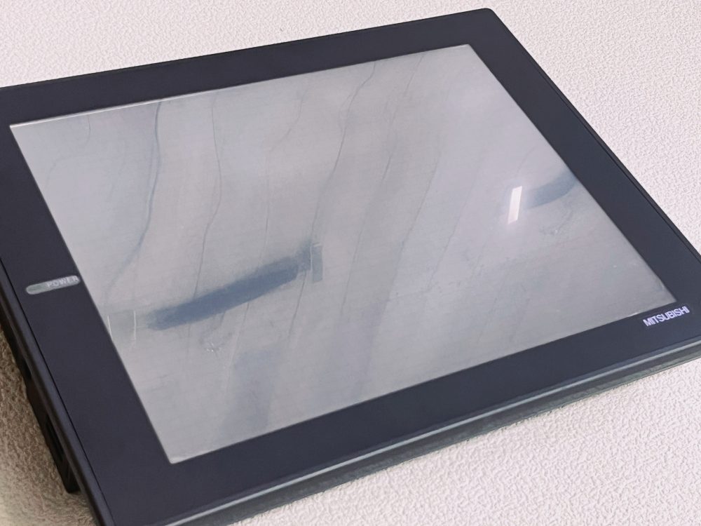 三菱電機 GOT-A900 A985GOT-TBA A9GT-QBUSS