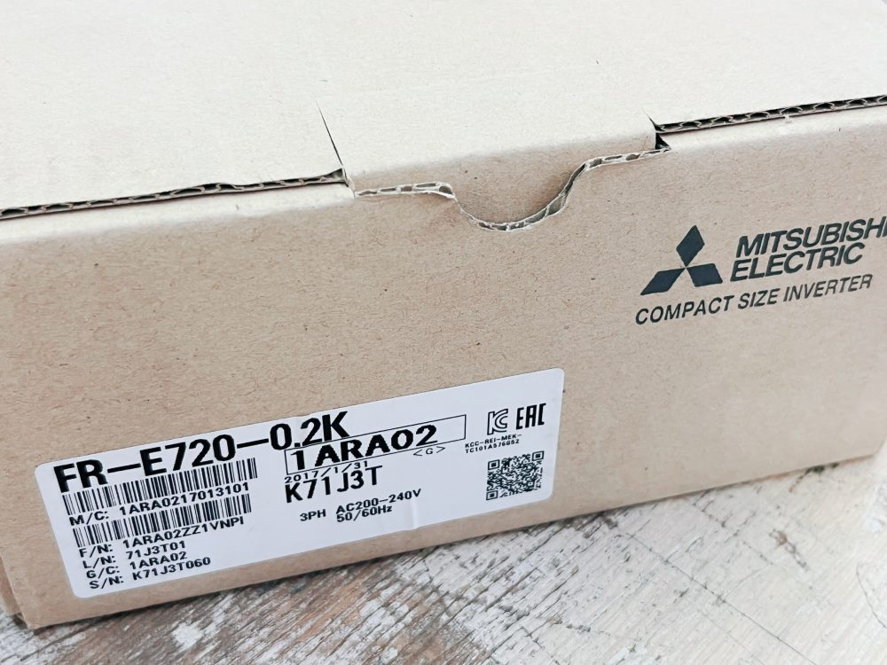 三菱電機 インバータ FREQROL FR-E720-0.2K