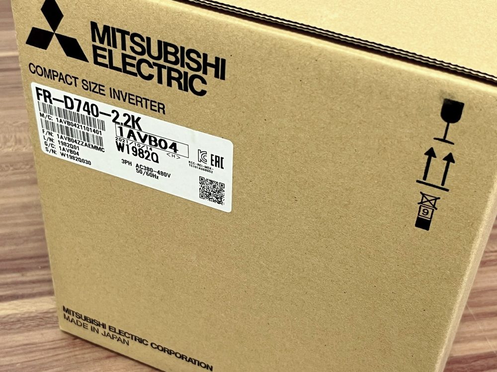 三菱電機 インバータ FR-D740-2.2K