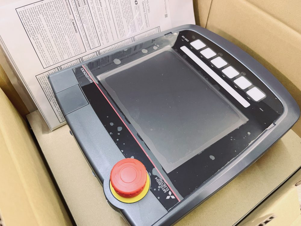 三菱電機 GT25ハンディ GOT2000 表示器 GT2506HS-VTBD