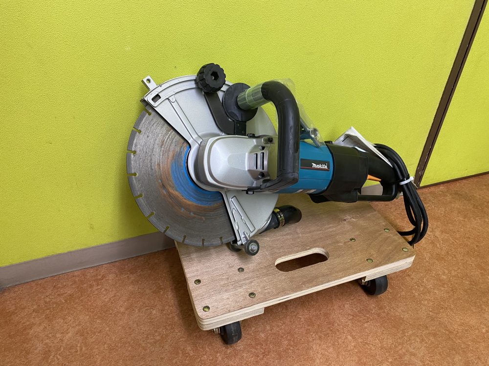 makita マキタ 305mm カッタ 4112 をお買取させて頂きました！