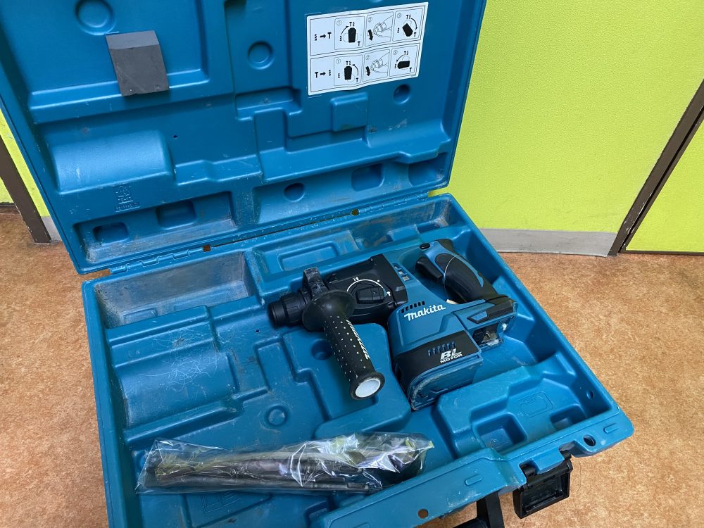 makita マキタ 充電式ハンマドリル HR244Dをお買取させて頂きました！