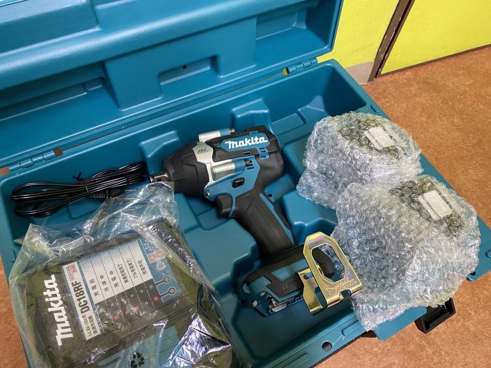 makita マキタ 充電式インパクトレンチ TW700D をお買取させて頂きました!