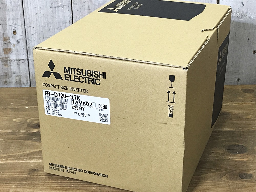 MITSUBISHI 三菱電機 小形インバータ FR-D720-3.7K