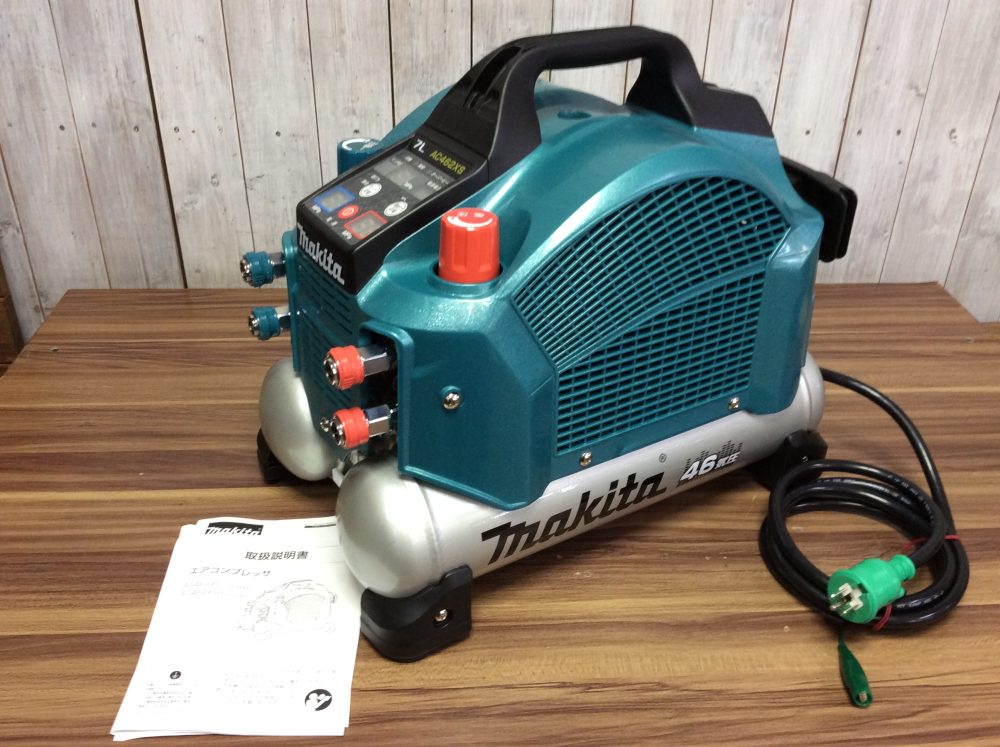 2023-01-12 makita マキタ エアコンプレッサ AC462XS