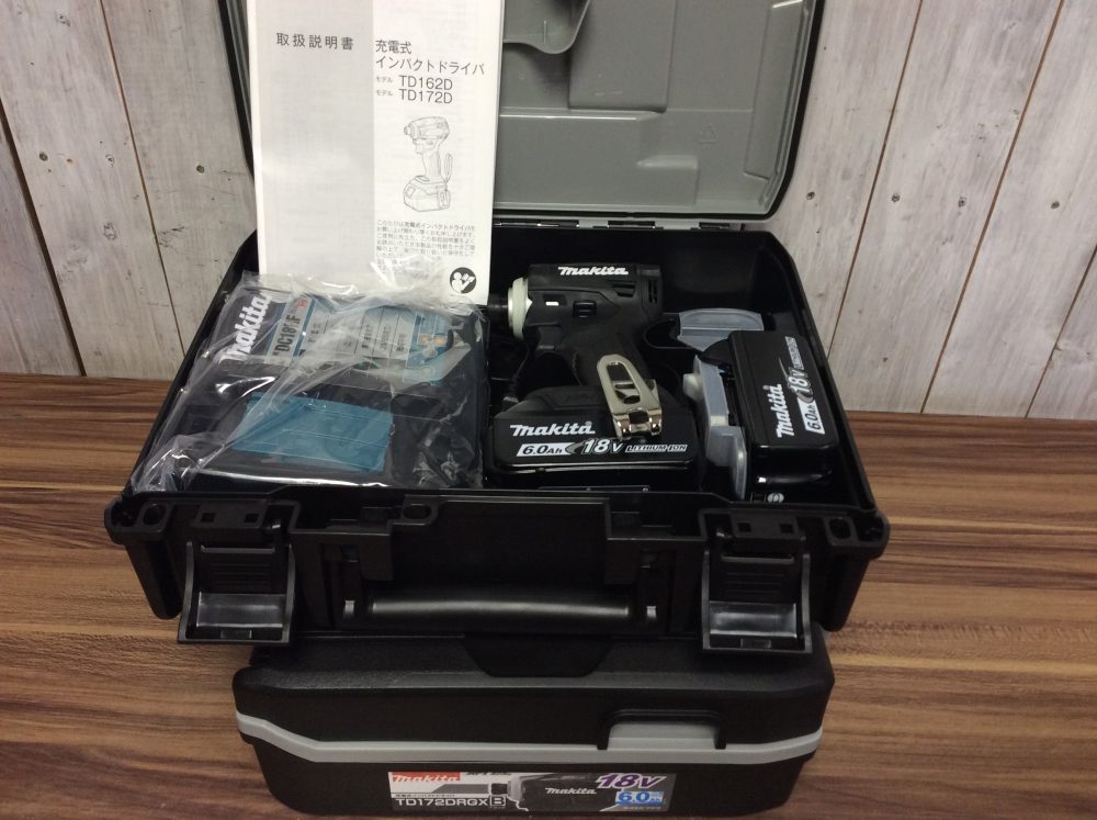 2023-02-10 makita マキタ 充電式インパクトドライバ ブラック TD172DRGXB