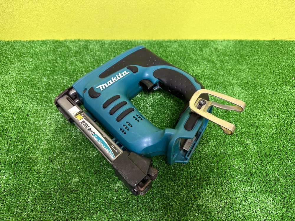 makita マキタ 充電式タッカ ST110D をお買取させて頂きました!