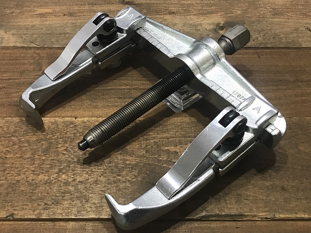 HAZET ハゼット クイッククランピングプーラー 1787F-13 を宅配買取致しました