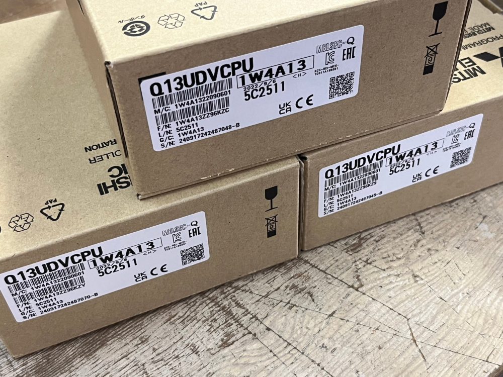 三菱電機 ユニバーサルモデル高速タイプQCPU Q13UDVCPU