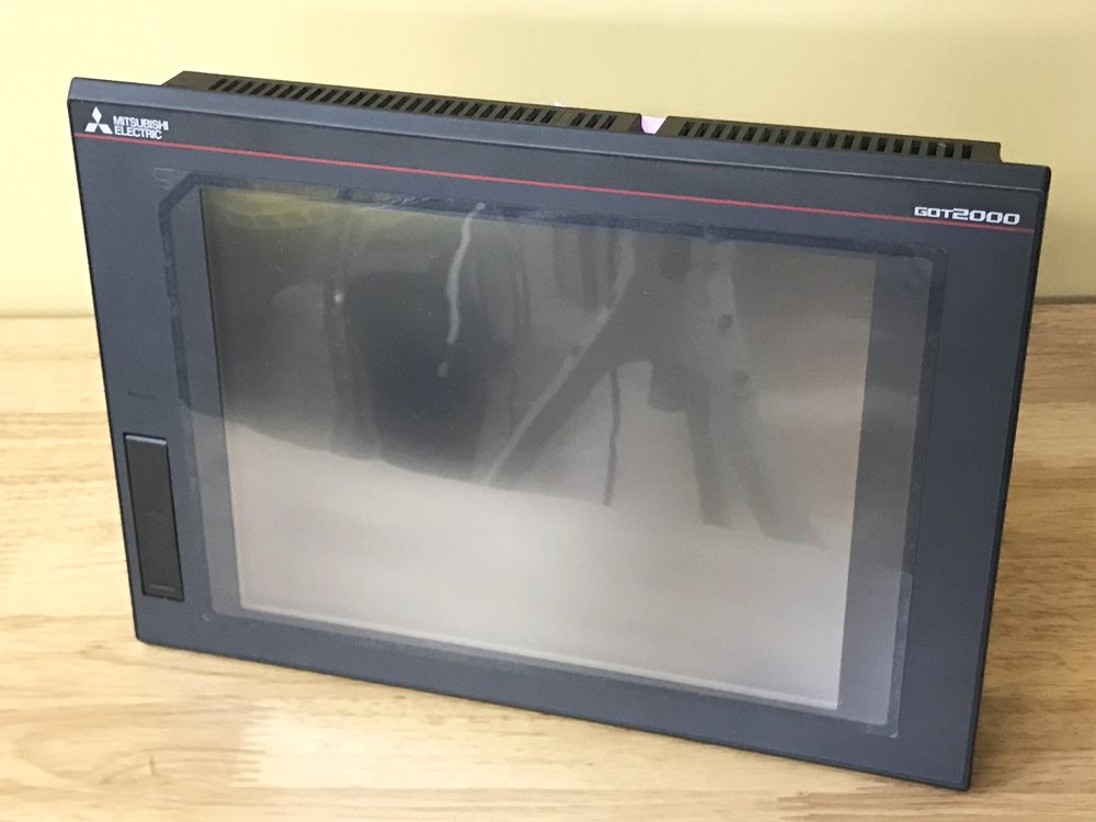 MITSUBISHI 三菱電機 GOT2000 10.4型 VGA TFTカラー液晶 表示器 GT2510-VTBA