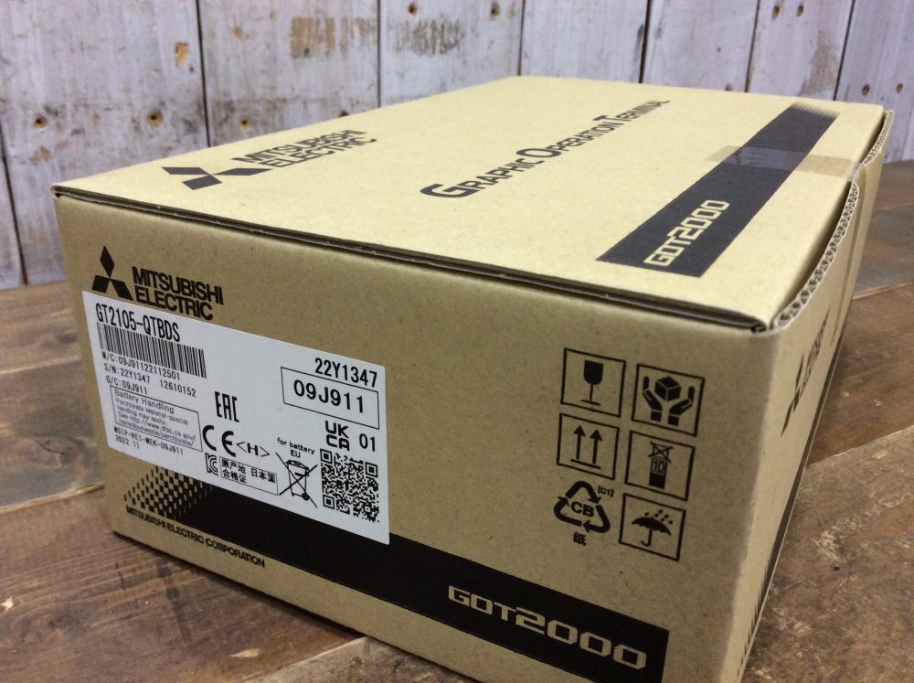 2023-11-30 MITSUBISHI 三菱電機 GOT2000 表示器 タッチパネル 5.7型 QVGA TFTカラー GT2105-QTBDS