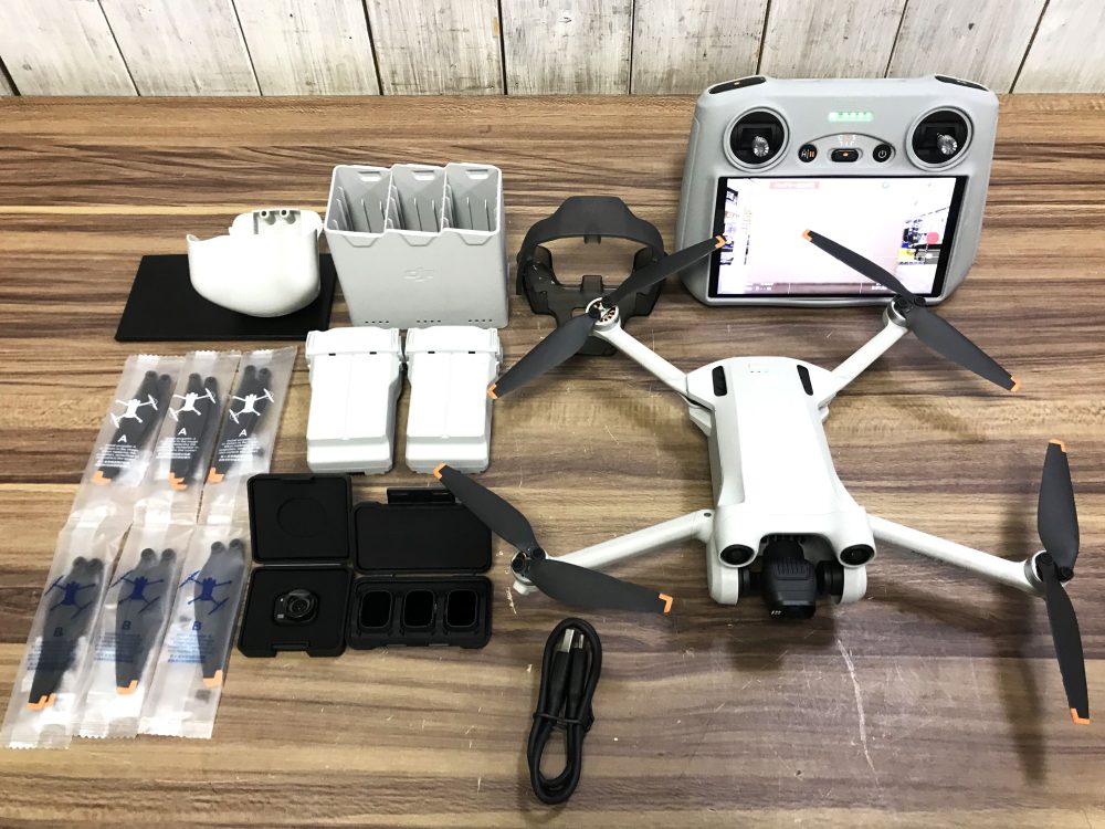 DJI ミニカメラドローン Mini3 Pro 中古品を宅配買取させて頂きました！