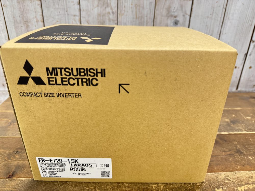 24-2-22 MITSUBISHI 三菱電機 インバータ FR-E720-1.5K