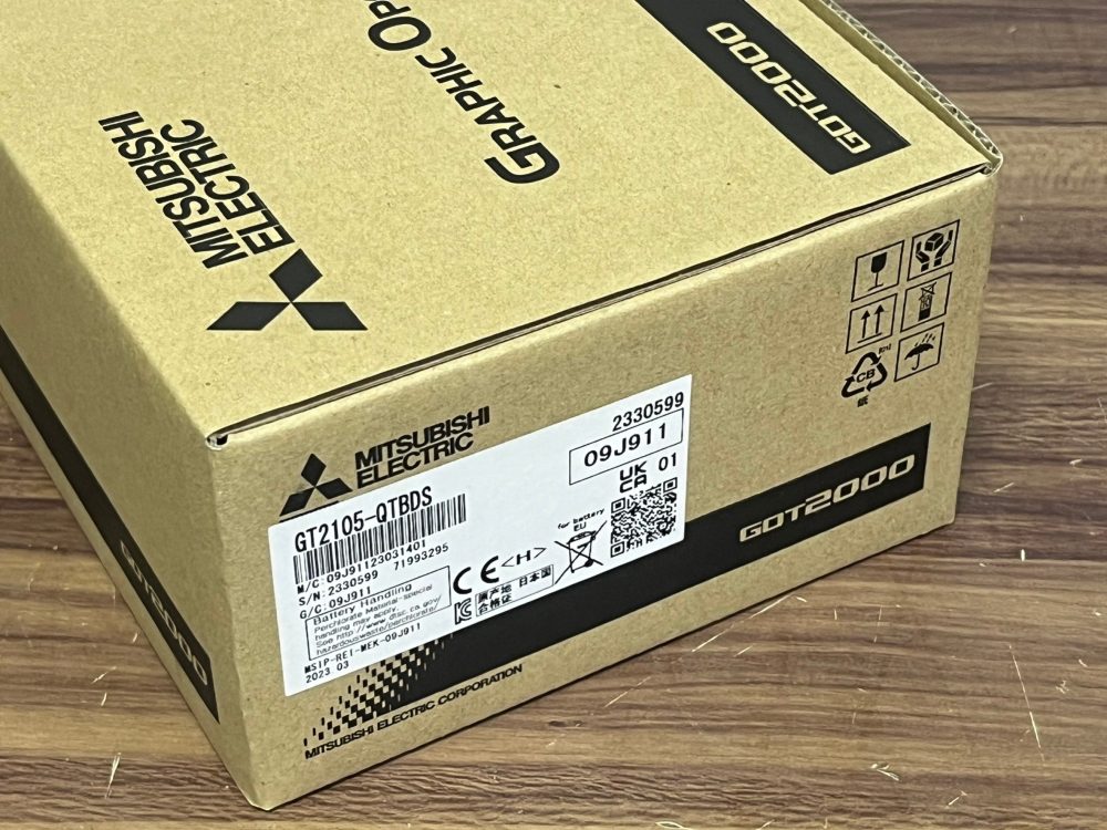 三菱電機 MITSUBISHI 表示器 GOT2000 5.7型 QVGA TFTカラー GT2105-QTBDS