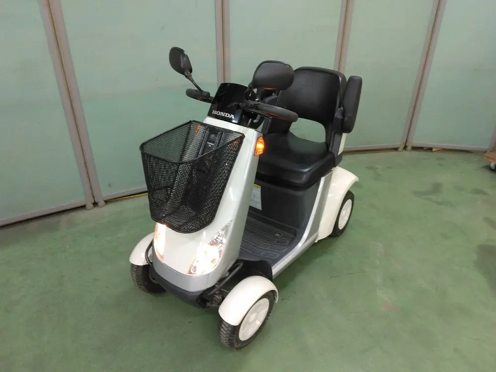 出張買取】 HONDA ホンダ シニアカー モンパル ML200 電動車椅子 をお