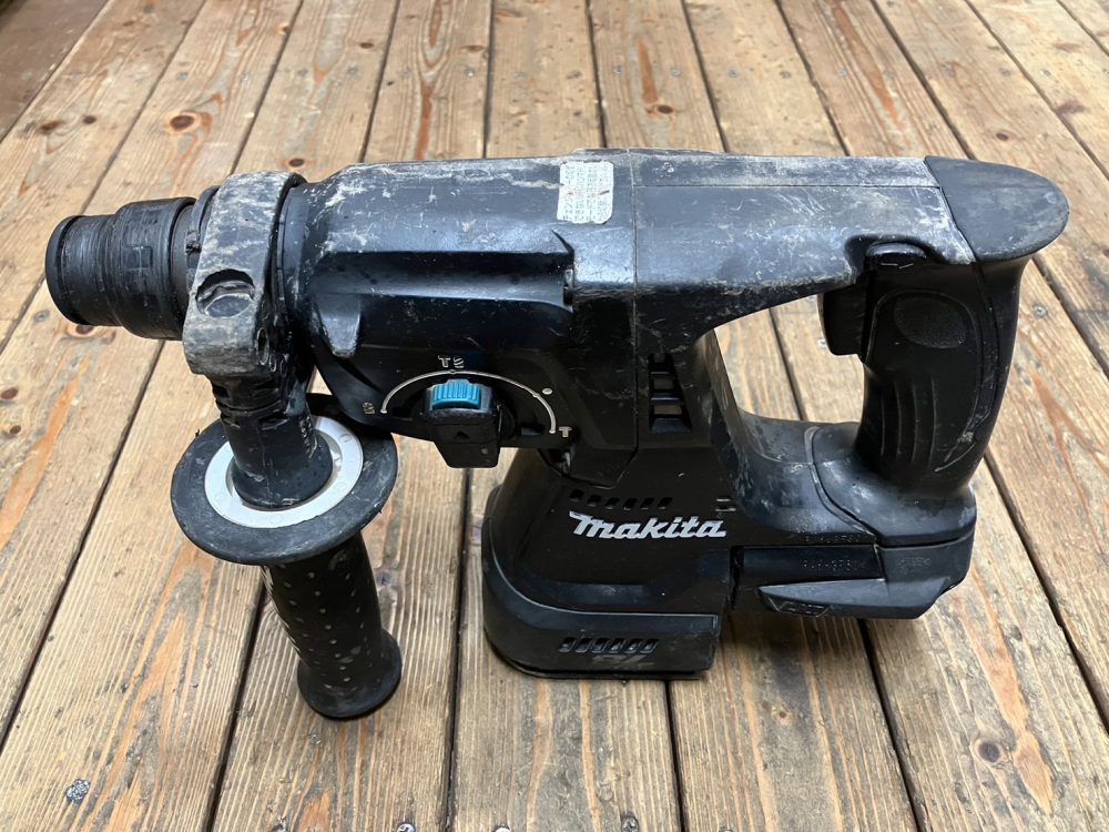 makita マキタ 充電式ハンマードリル HR244D
