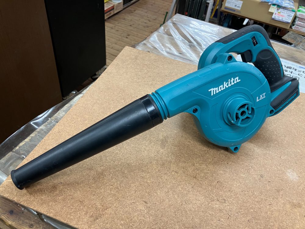 makita マキタ 充電式ブロワ UB142D