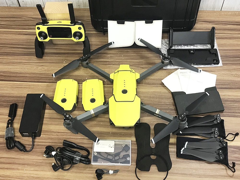 DJI ディージェイアイ カメラドローン MAVIC PRO（マビック プロ）M1P 中古美品を宅配買取させて頂きました！