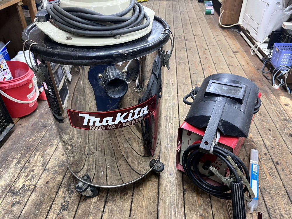 makita マキタ 集じん機 モデル403 & スズキッド SUZUKID アーク溶接機 レッドゴー120 SSY-121R