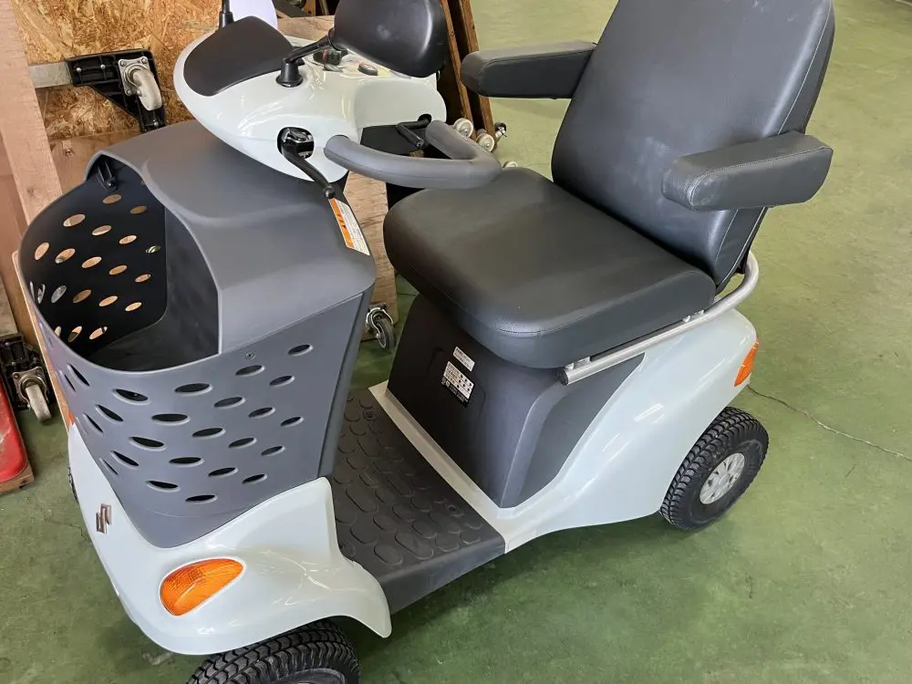 出張買取】 HONDA ホンダ シニアカー モンパル ML200 電動車椅子 をお