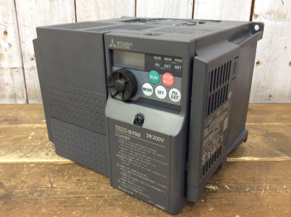 2025-01-18 MITSUBISHI 三菱電機 インバータ FR-D720-3.7K